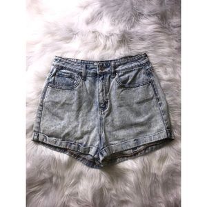 Bullhead Acid Wash Mom Shorts